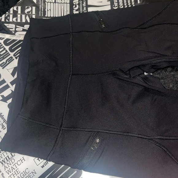 BNWOT LuLuLemon ❄️Winter❄️First Mile Tech Leggings. Solid Black. Sz 8 - Picture 5 of 12
